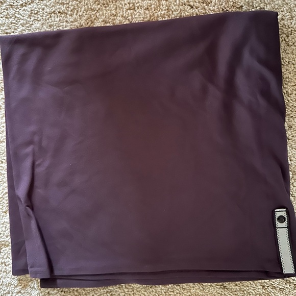 7-Lululemon Vinyassa scarves; various patterns; like new condition; $16 each - Picture 10 of 13